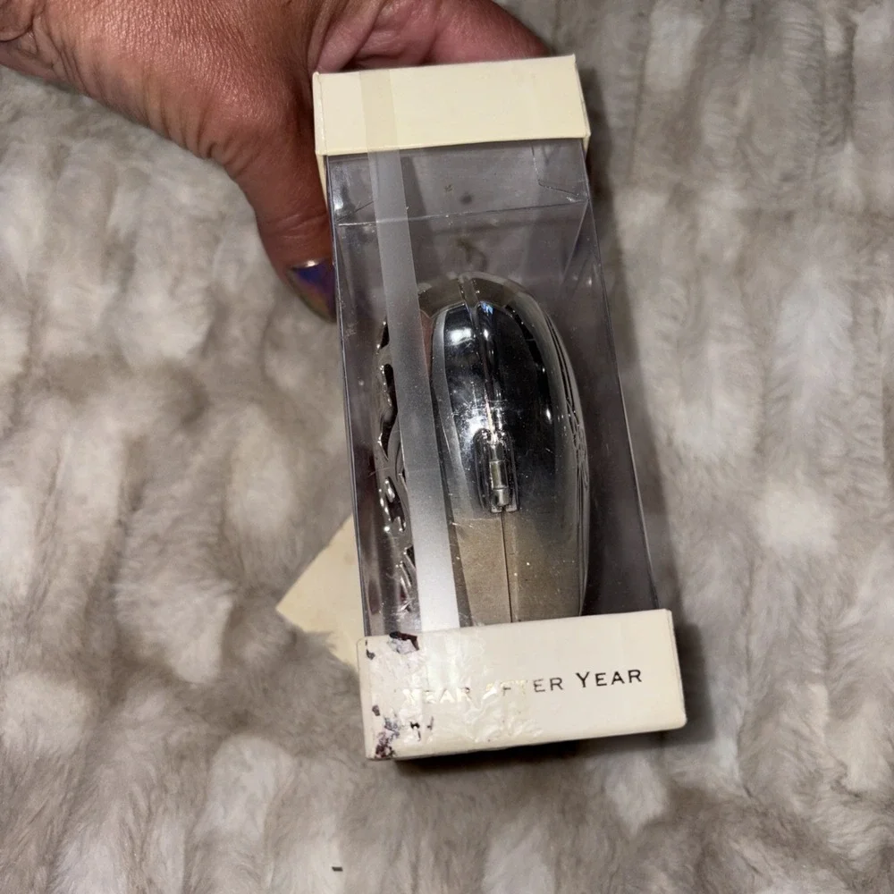 Lenox Wedding Promises Friendship Giving Heart Heart Silverplated Ornament NIB